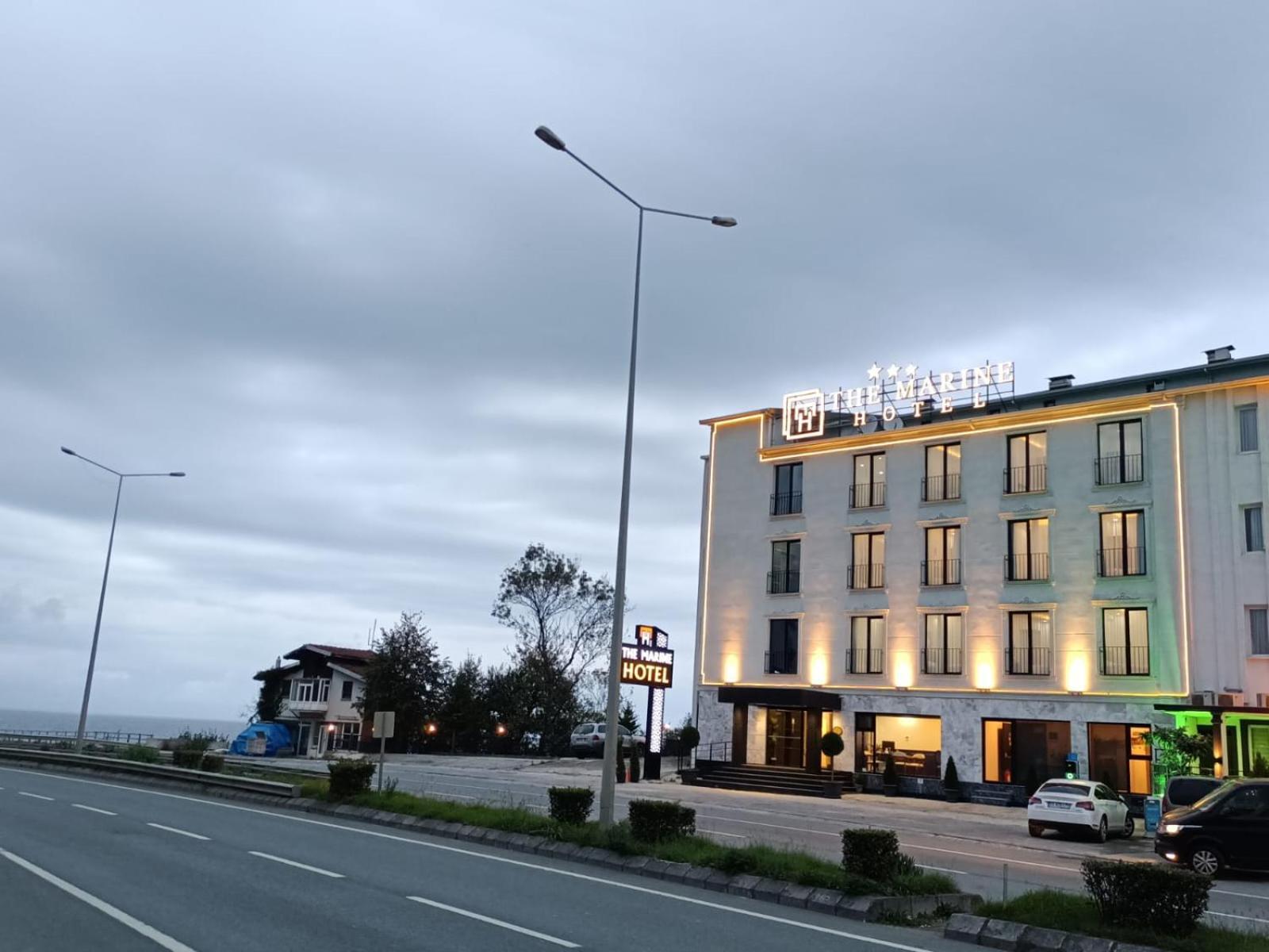 The Marine Hotel トラブゾン エクステリア 写真