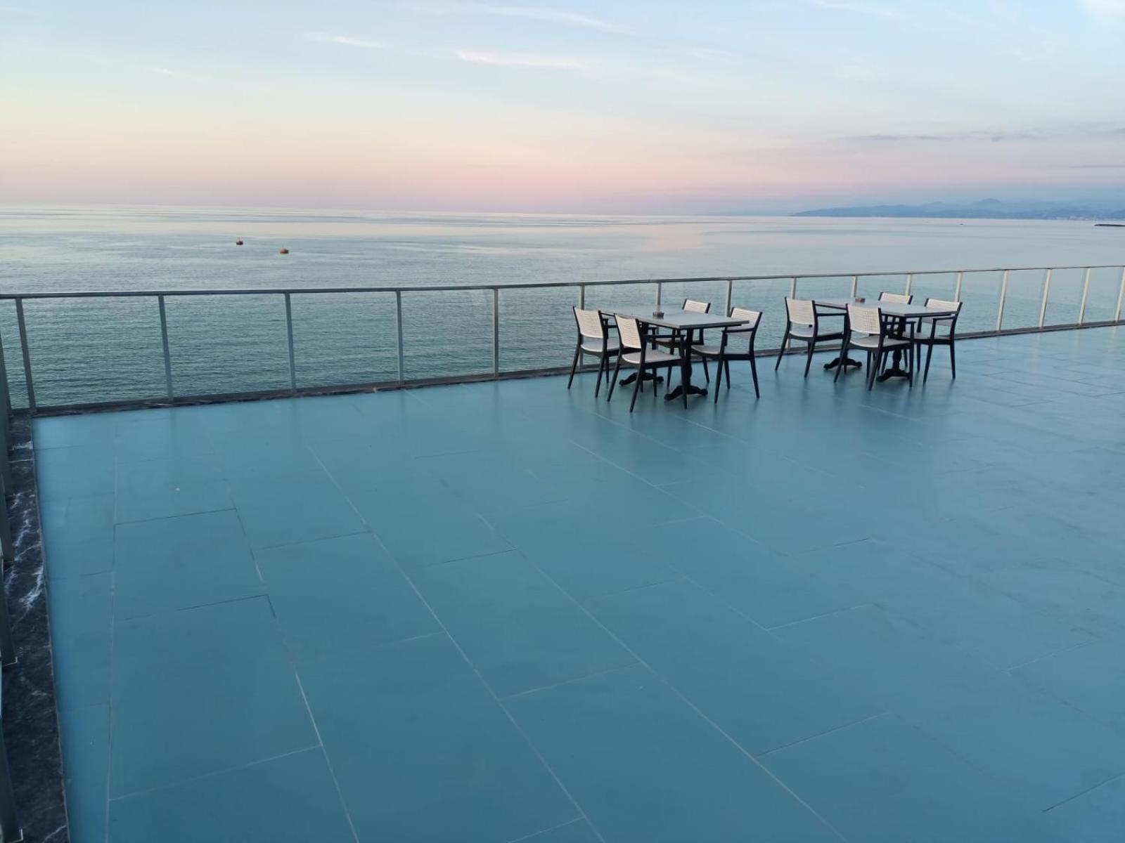 The Marine Hotel トラブゾン エクステリア 写真
